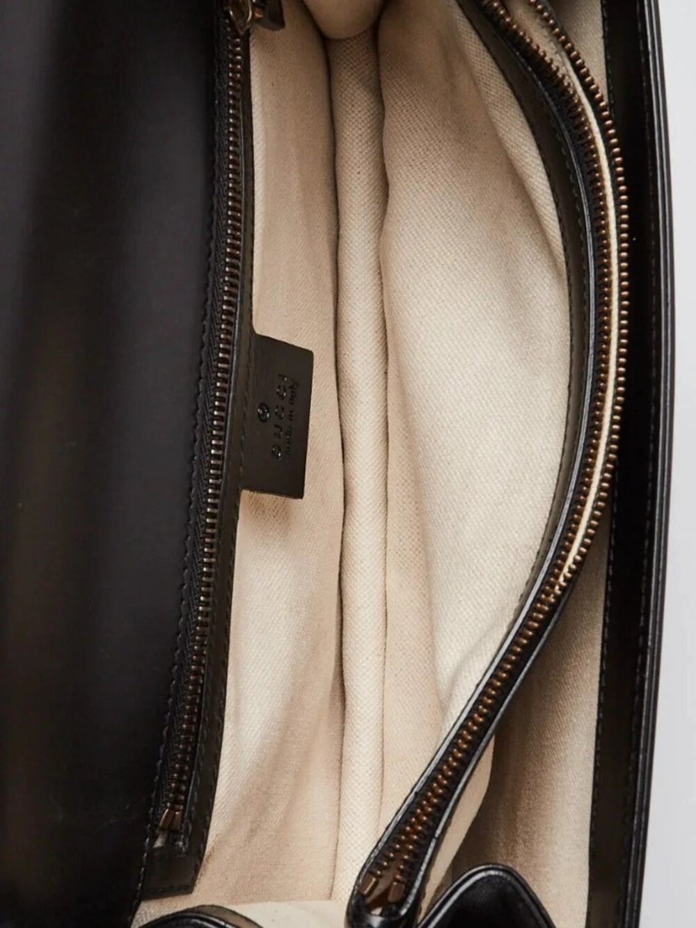 Gucci Black Smooth Leather GG Marmont Heart Shoulder Bag - Picture 9 of 12